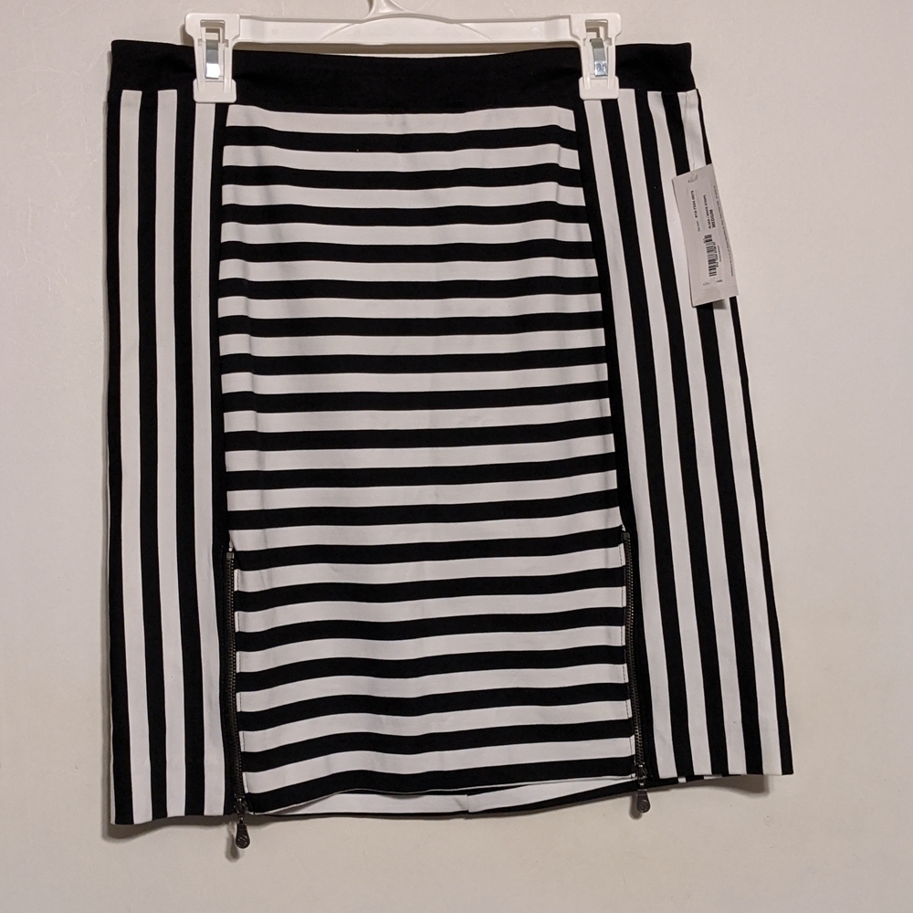 Nicole Miller Black and White Stripe Zip Pencil Midi Skirt - size Medium - NWT